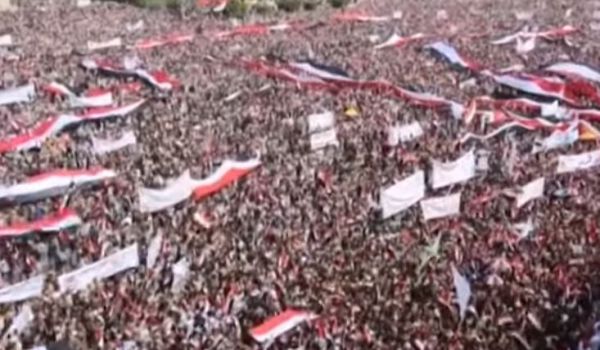 Sanaa: manifestazione a favore governo provvisorio