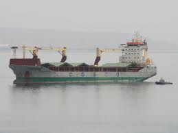 La nave cinese ”Yong Sheng” percorre il “Passaggio a Nord est” tra i ghiacci dell’Artico