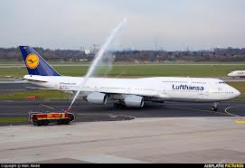 Lufthansa accelera modernizzazione flotta, 23 aerei nel 2014. Entro il 2025 consegnati 261 jet per 32 miliardi euro