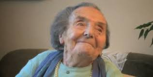 E’ morta a Londra a 110 anni Alice Herz-Sommer, la più vecchia ebrea superstite dello sterminio nazista. Un film-documentario sulla sua vita è candidato per il “miglior corto” ai prossimi Oscar