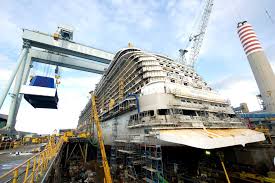 La nave passeggeri più grande costruita in Italia varata nello stabilimento Fincantieri di Monfalcone. E’ la “Britannia” di 141 mila tonnellate