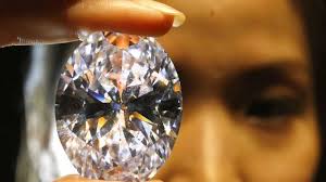 Trovato in Sierra Leone diamante da 4,5 milioni di euro. La pietra da 153 carati batte il precedente ritrovamento record da 125 carati