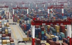 Peggiora ancora import export Cina, con cali a due cifre