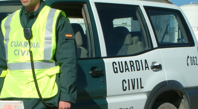 Arrestato in Spagna l’uomo fuggito di casa con il figlioletto di 15 giorni