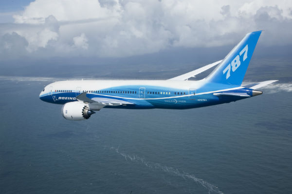 Allarme per i 787 della Boeing. Rischierebbero la caduta se volano troppo