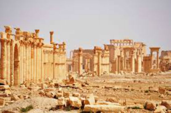 Isis occupa tutta Palmyra. Preoccupazione per gli antichi resti