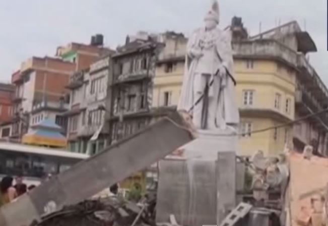 Aumenta numero dei morti , 65, secondo terremoto in Nepal e i feriti sono oltre 2000