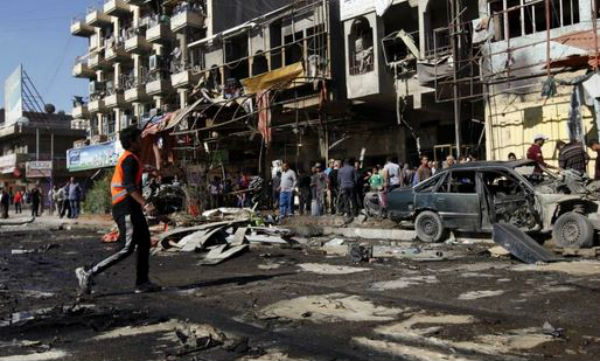 Serie di autobombe esplodono di nuovo a Baghdad. 24 morti e decine di feriti
