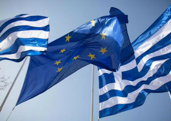 Grecia: riprende la trattativa, contando sul buonsenso di tutti. Francia e Germania e il gioco dei due poliziotti