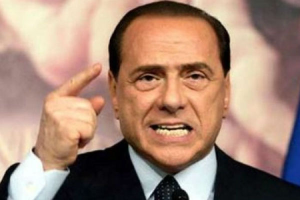 Tre anni a Berlusconi per corruzione di parlamentari. Lui: sentenza politica. In arrivo prescrizione
