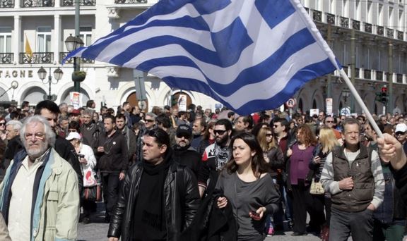 La Corte greca rigetta richiesta annullamento del referendum. Domenica si vota