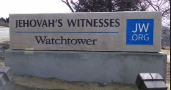 Australia: anche la Chiesa dei Testimoni di Geova travolta da 1.000 casi di pedofilia