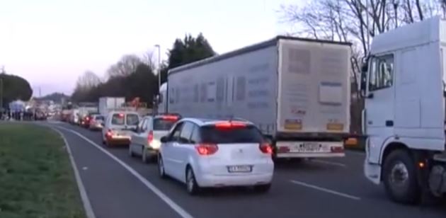 Bloccata la A1 per due incidenti tra Parma e Piacenza. Chilometri di code. Interviene la Protezione Civile