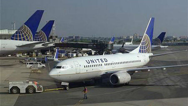 Usa: favoritismi e corruzioni costringono alle dimissioni il capo del gigante dell’aria United Airlines
