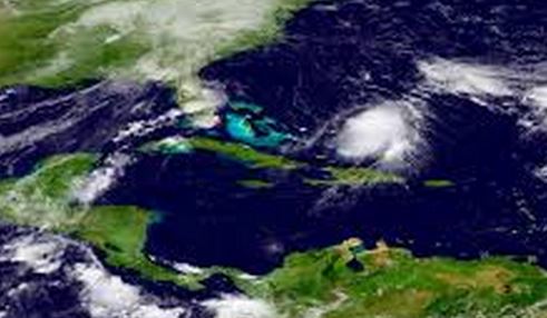 Enorme porta container scomparsa alle Bahamas dopo violento uragano