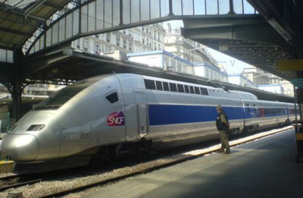 Francia: deraglia treno ad alta velocità a Strasburgo. 7 morti e 7 feriti