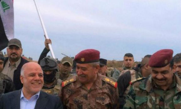 Iraq: liberata Ramadi, Isis spara all’elicottero del premier andato a festeggiare