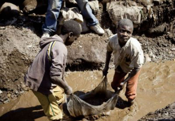 Amnesty International accusa i colossi Hi- tech per lo sfruttamento dei bambini in miniera