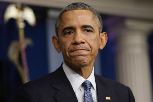 Obama annuncia il provvedimento contro le armi private. Repubblicani inferociti