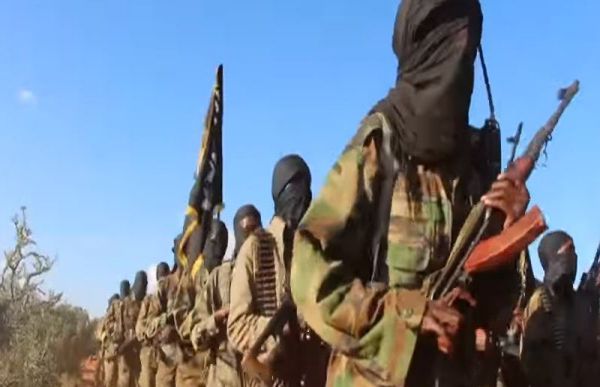 Somalia: drone Usa fa strage di islamisti. Uccisi 150 di al-Shabab