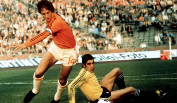 Morto di tumore Johan Cruyff a 68 anni. Leggenda del calcio