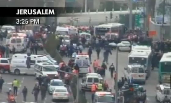 Gerusalemme: bomba su autobus. Colpiti in 10