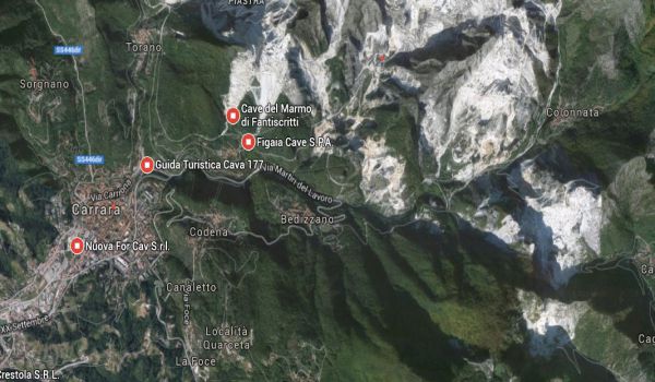 Frana travolge cavatori marmo a Carrara: 2 dispersi