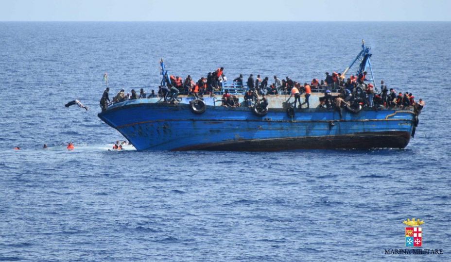 Terzo naufragio di migranti. Altri 45 morti recuperati