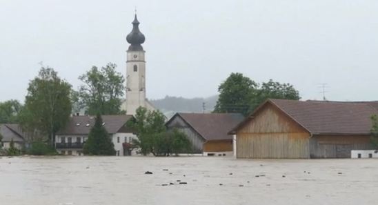 Morti e danni per alluvioni in Germania e Francia