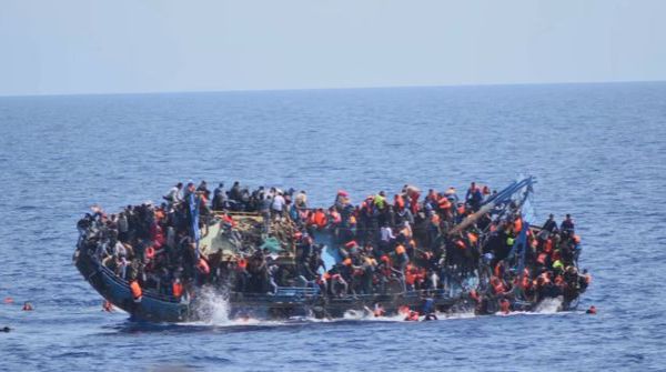 Egitto: 43 migranti annegano. Centinaia i dispersi per barcone affondato