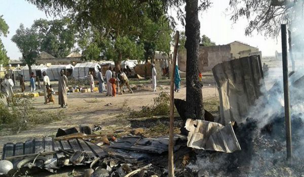 Nigeria: bombardato per errore campo profughi. 100 morti