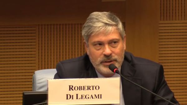 Spionaggio in Italia: salta il capo della Polizia Postale