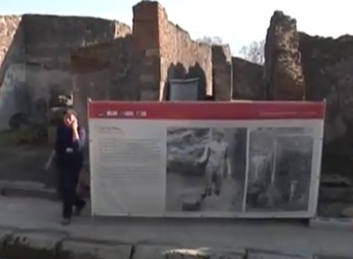 Crolli a Pompei e delle mura Aureliane di Roma. Colpa del terremoto?