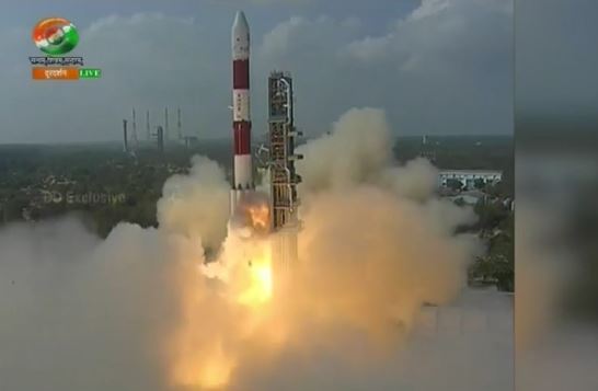 India: lanciati 104 satelliti tutti assieme