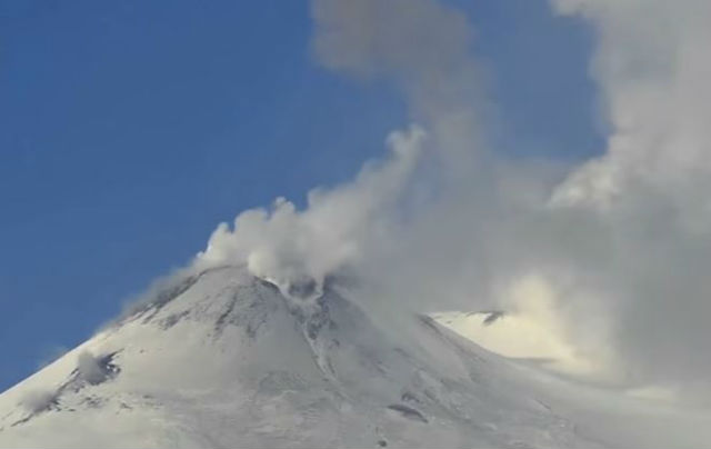 Etna: 10 feriti per esplosione vulcanica