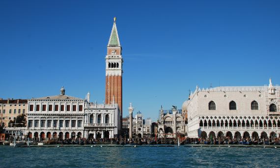 Terrorismo: arresti e perquisizioni a Venezia