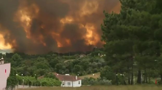 Portogallo: 62 morti per un violento incendio