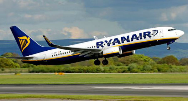 Ryanair cancella alcuni voli per le prossime 6 settimane. Coinvolti 250 mila viaggiatori