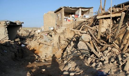 Terremoto Iran/ Iraq: 400 morti. Migliaia i feriti. 70 mila sfollati